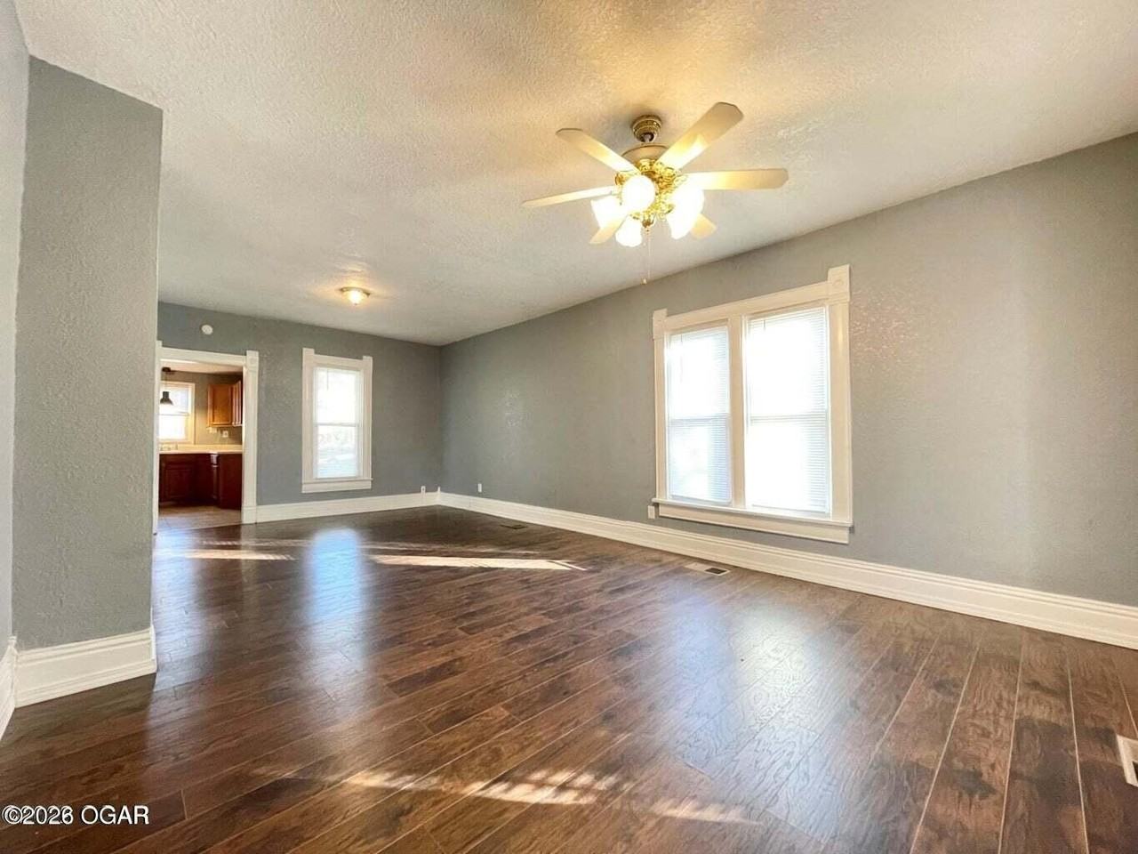 1317 Furnace St - Photo 2 of 6