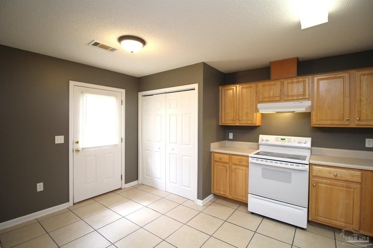 7161 Pine Blossom Rd - Photo 4 of 13