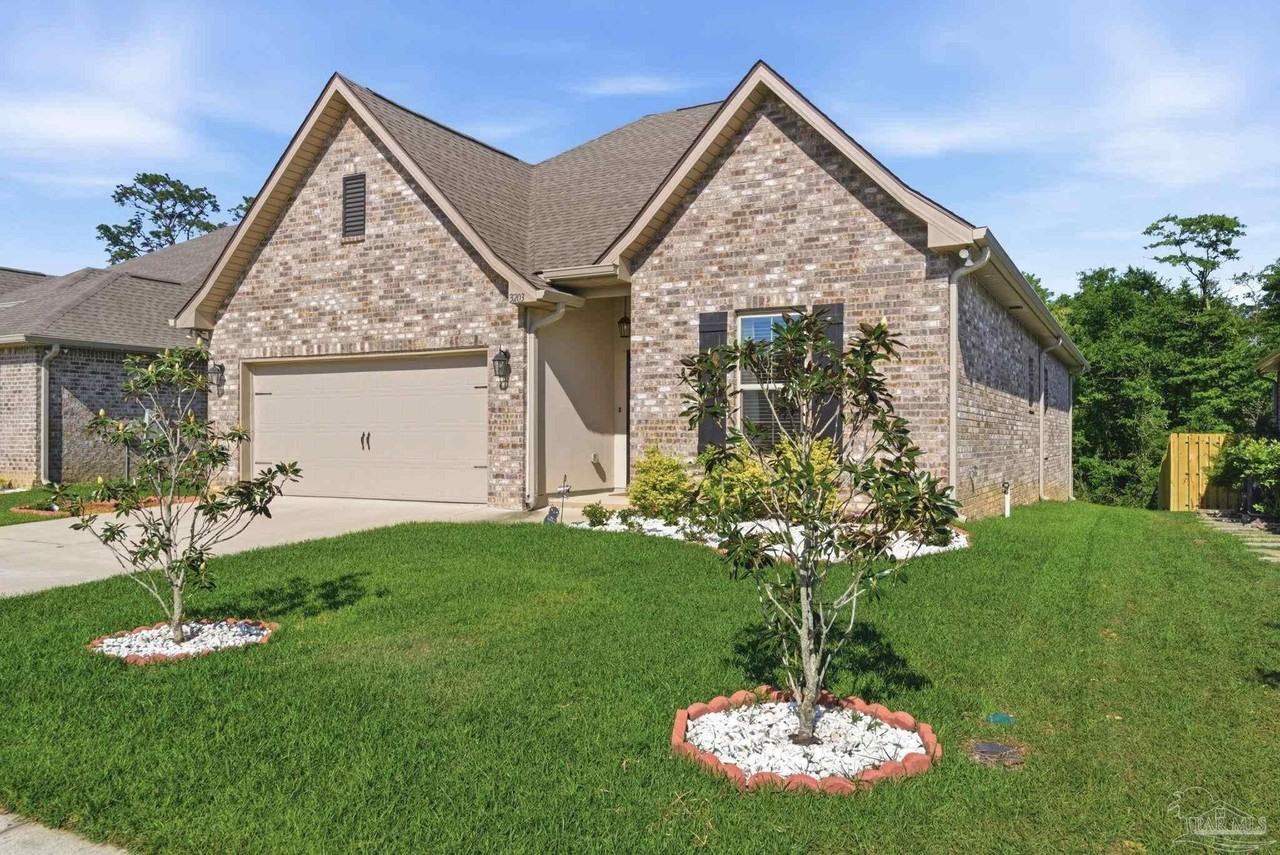 3203 Mountain Laurel Trl - Photo 3 of 37