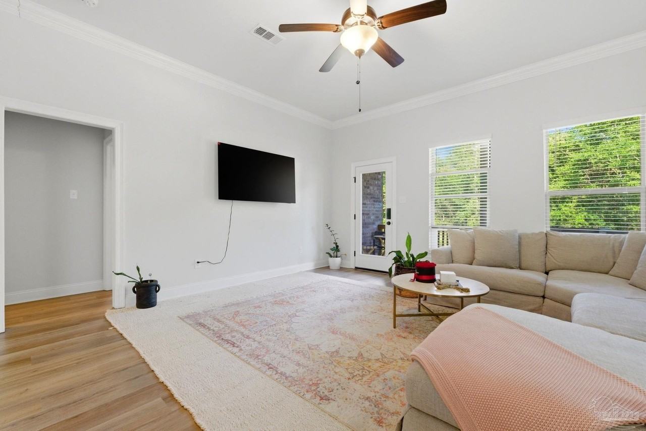 3203 Mountain Laurel Trl - Photo 7 of 37