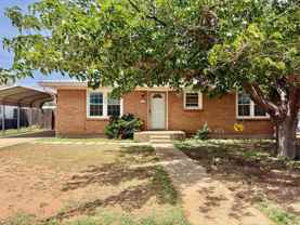 2704 Delano Ave - Photo 1 of 1