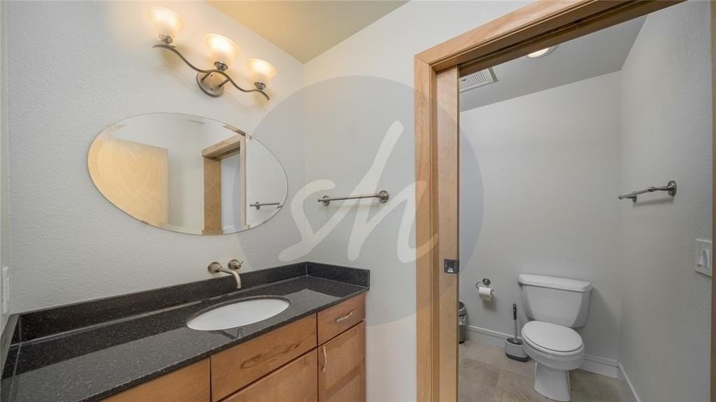 417 E Kiowa St #1203 - Photo 7 of 26