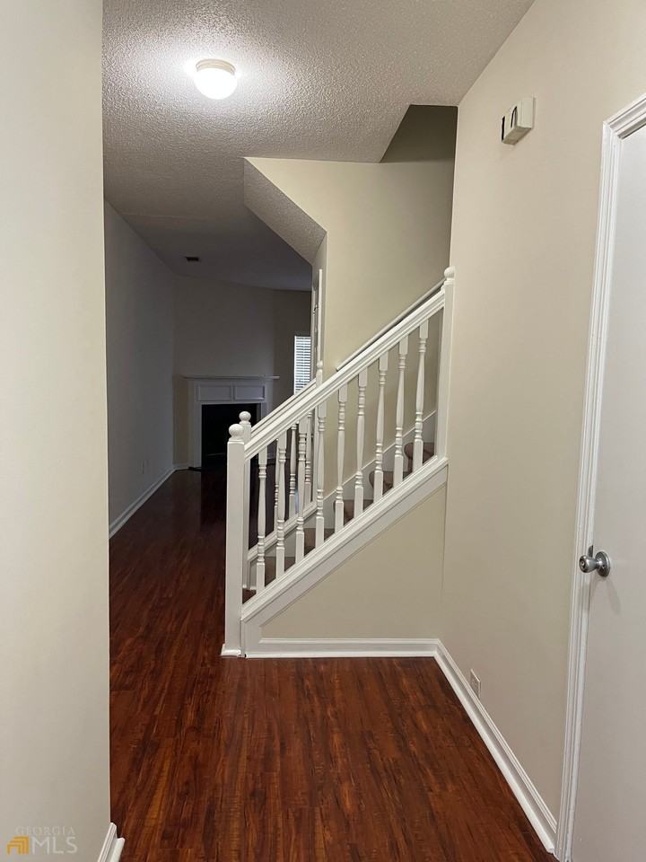 166 Seabreeze Ct - Photo 3 of 23