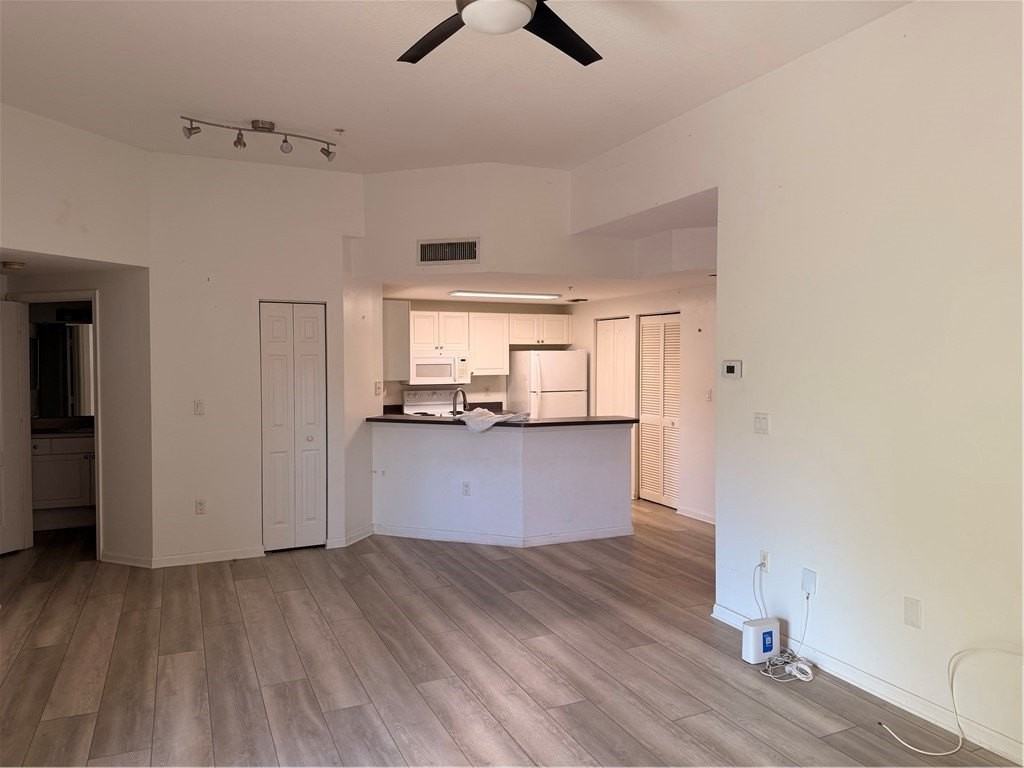 5060 Fairways Cir #F311 - Photo 2 of 17