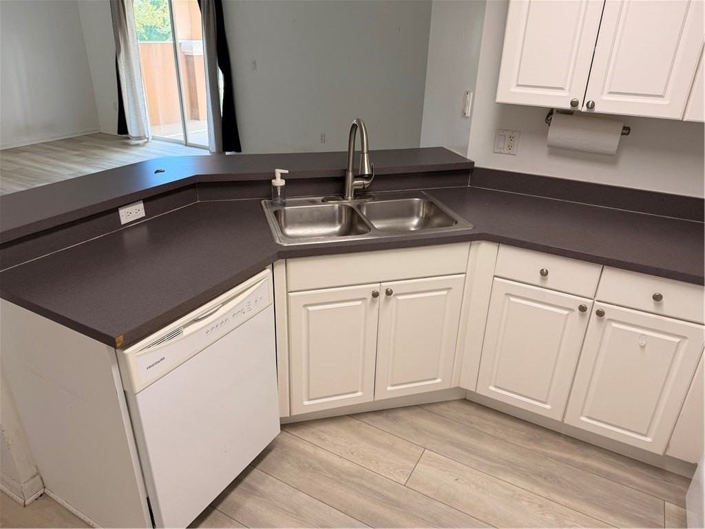 5060 Fairways Cir #F311 - Photo 3 of 17