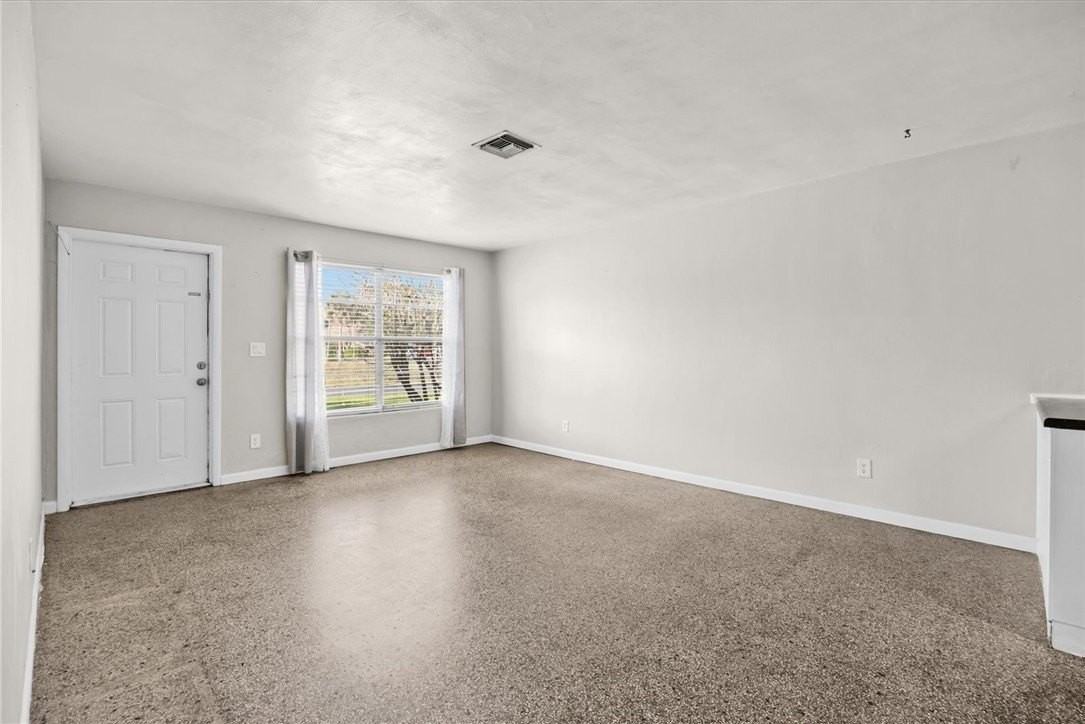 4107 18th Pl #4107 - Photo 6 of 18