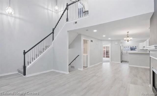 16878 Farmington Rd - Photo 3 of 24