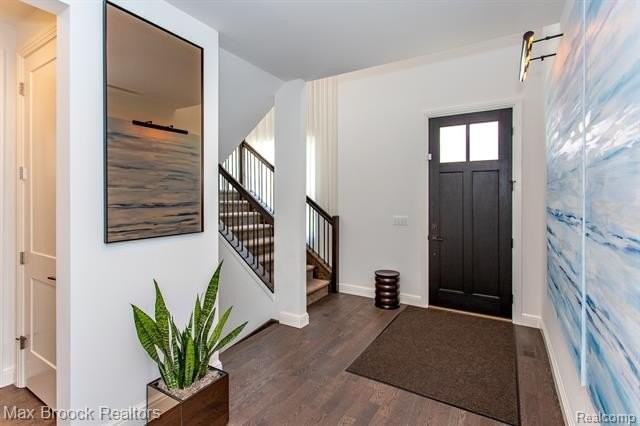 25925 York Rd - Photo 5 of 50