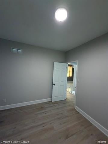 1341 & 1343 Seward Street - Photo 6 of 50