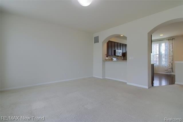 27876 Hopkins Dr - Photo 7 of 26