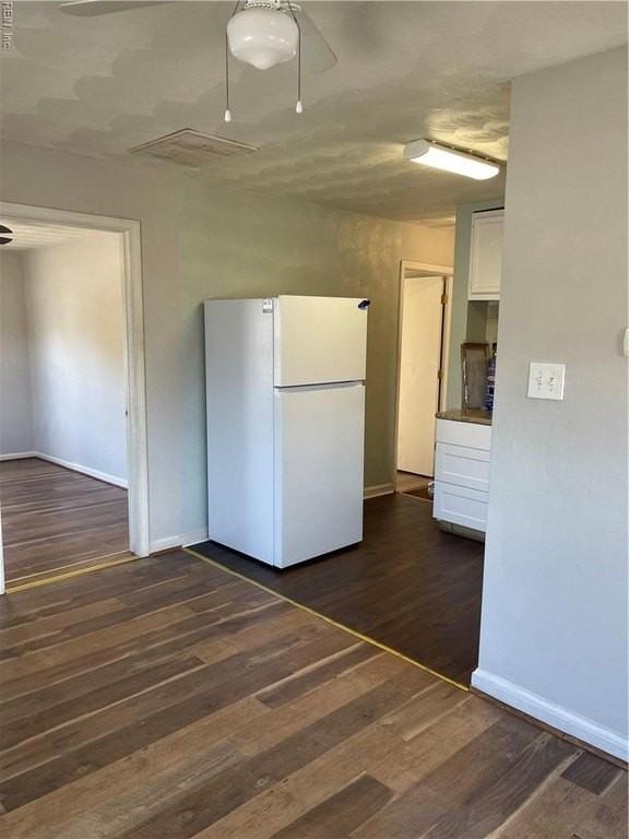 401 Constitution Ave #B - Photo 4 of 8