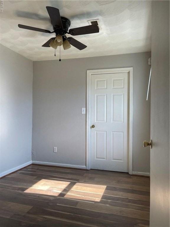 401 Constitution Ave #B - Photo 5 of 8