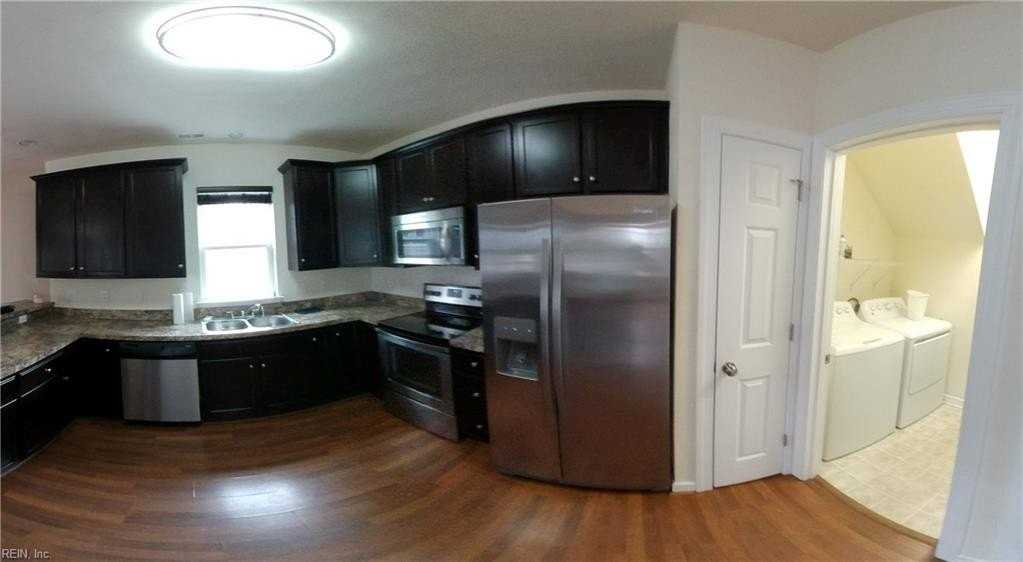 1230 Booth St - Photo 5 of 23