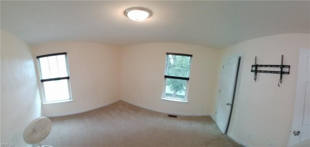 1230 Booth St - Photo 7 of 23