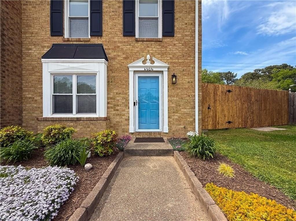 4606 Merrimac Ln - Photo 4 of 28