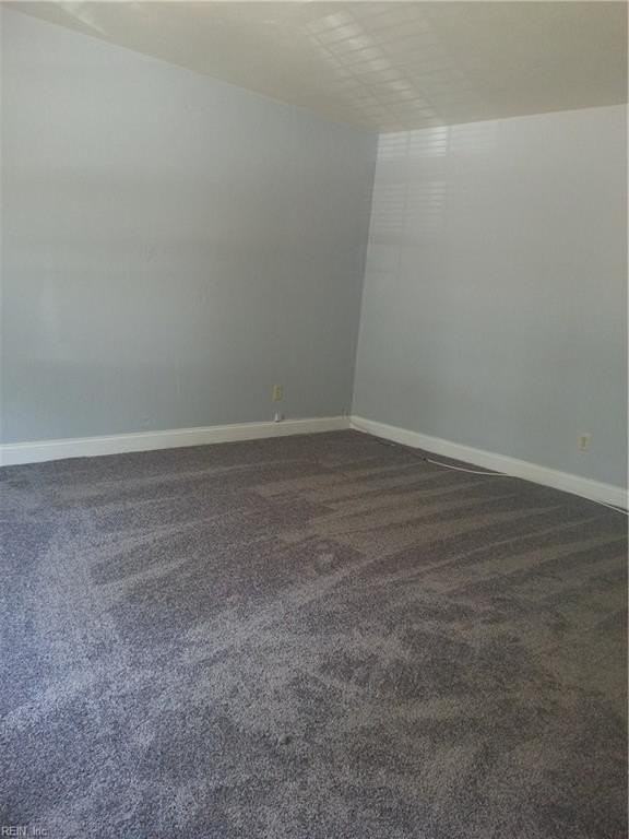 835 23rd St - Photo 5 of 13