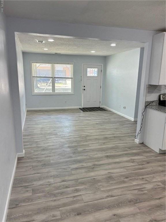 4124 Powhatan Ave - Photo 5 of 6