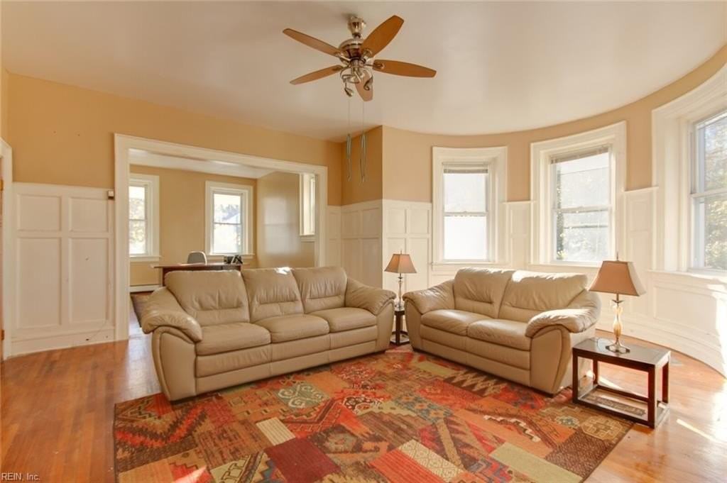 3901 Newport Ave #1B - Photo 2 of 19