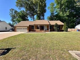 831 Mildenhall Dr - Photo 1 of 1