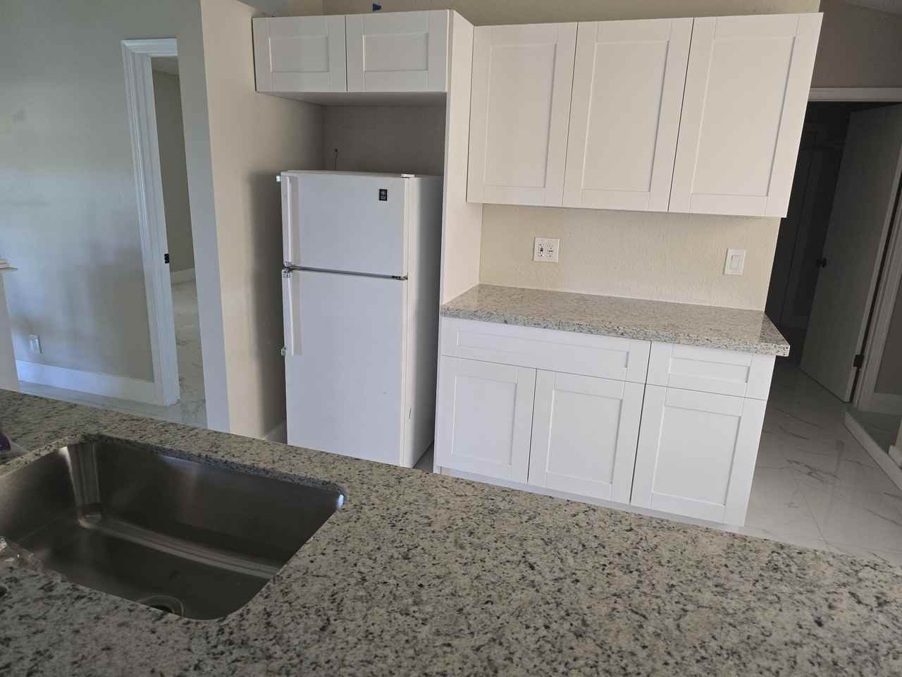 8214 Sw 14th Ct - Photo 4 of 25