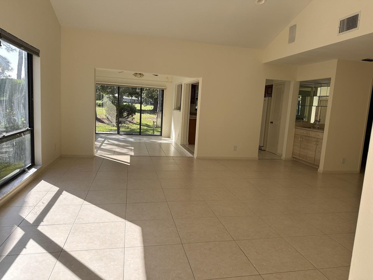 2687 Sw Egret Pond Cir - Photo 3 of 9