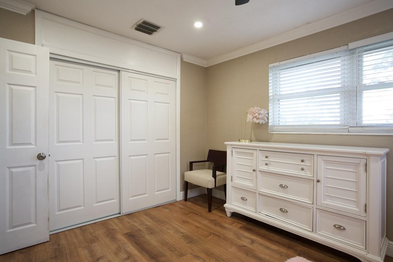 2836 Sw 4th Ct - Photo 6 of 18