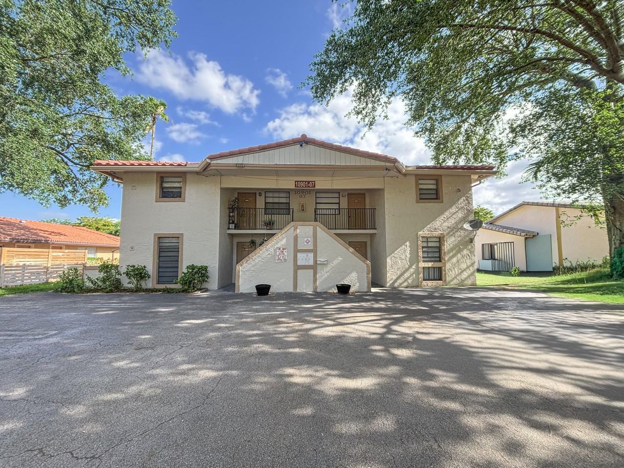 10901 Nw 45th St #10907 - Photo 2 of 15