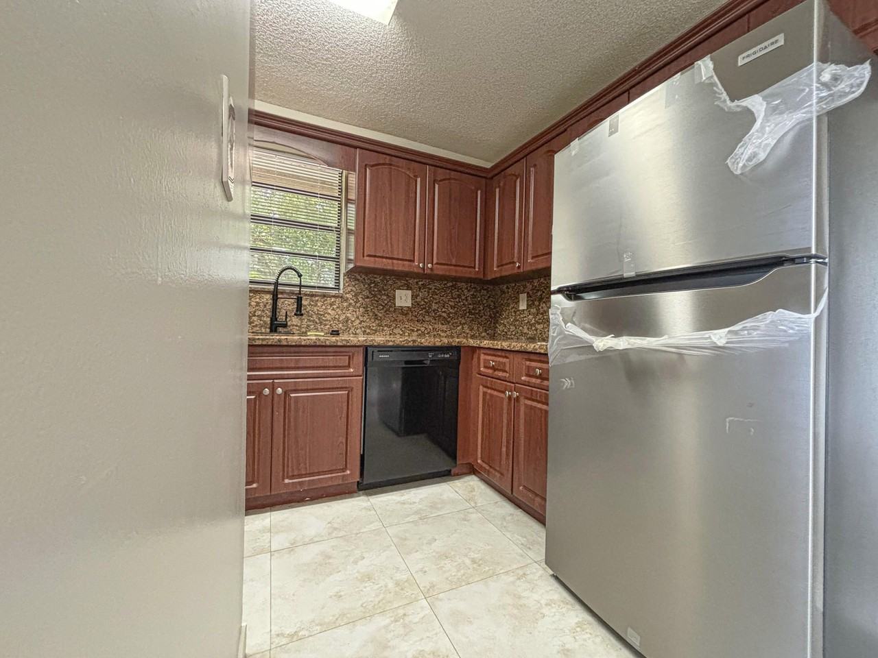 10901 Nw 45th St #10907 - Photo 5 of 15