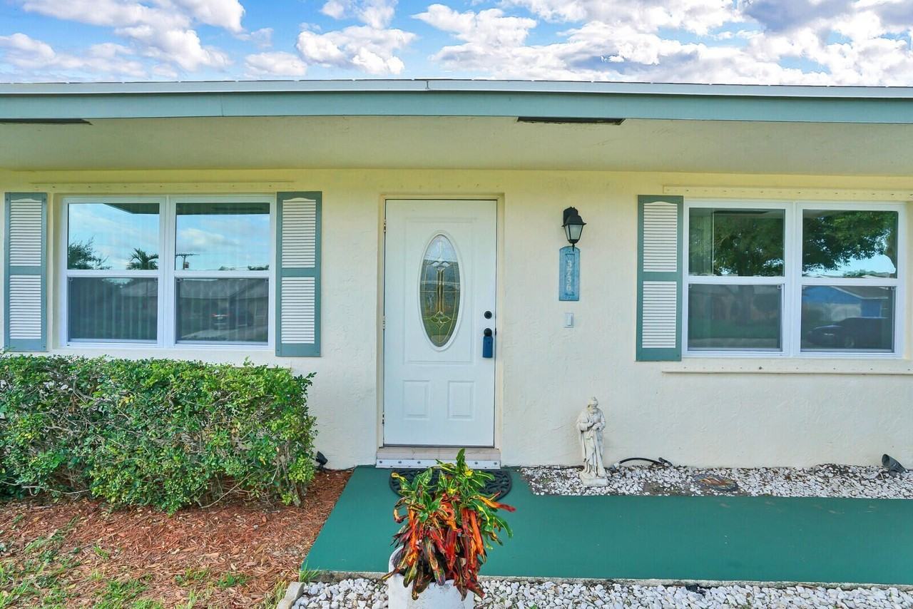 3736 Coelebs Ave - Photo 3 of 30