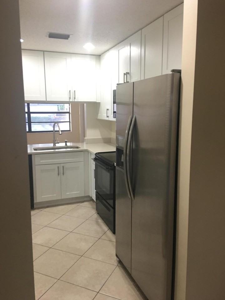 1359 Pines Ln - Photo 3 of 6