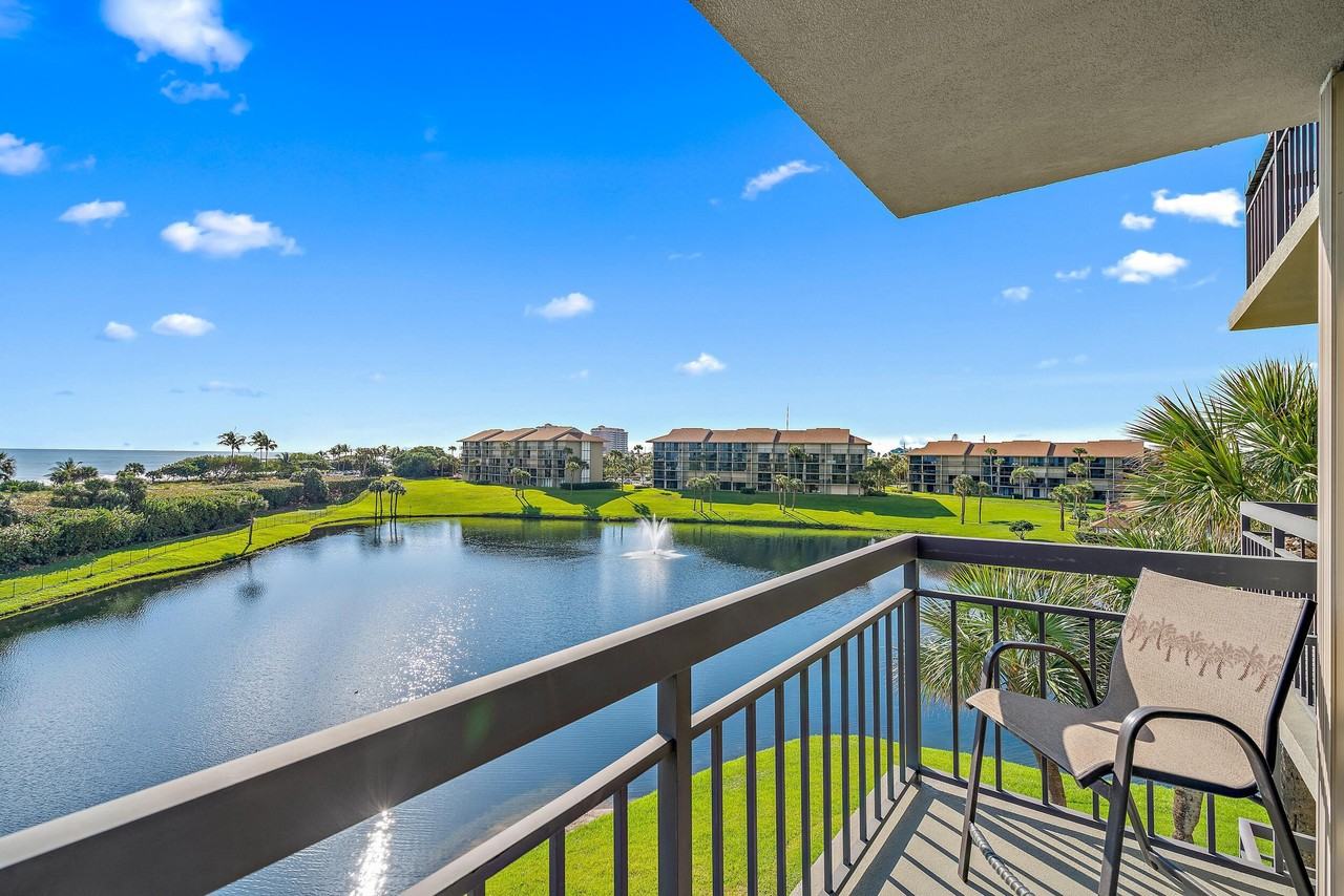 101 S Seas Dr #406 - Photo 7 of 21