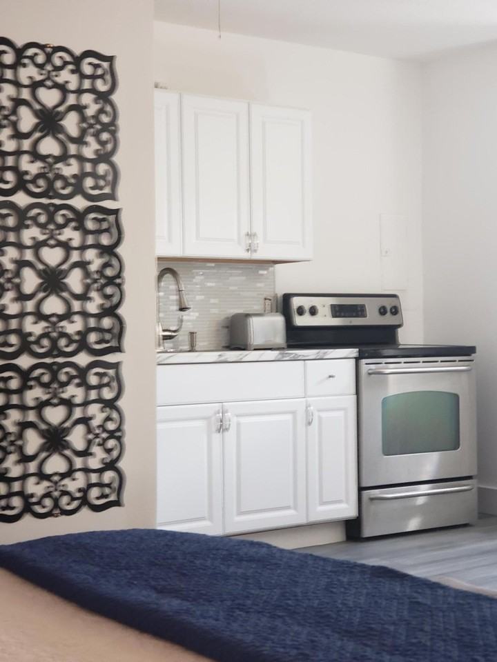 14313 Flora Ln - Photo 7 of 10