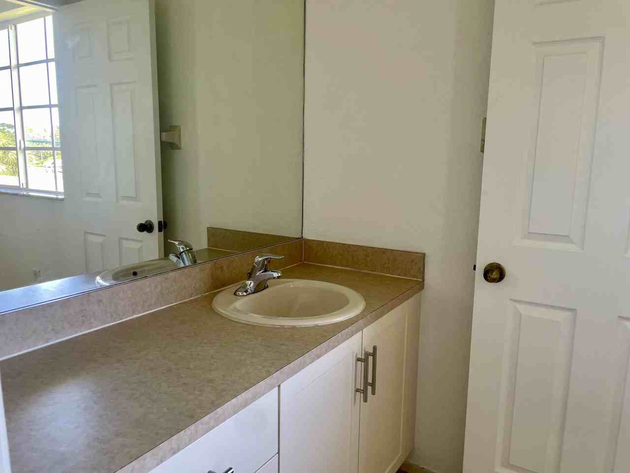 5119 Se Mariner Garden Cir - Photo 7 of 13