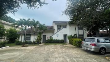 featured image of 11460 Nw 39th St