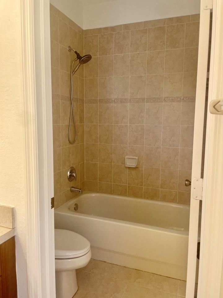 5156 Se Mariner Garden Cir - Photo 6 of 12