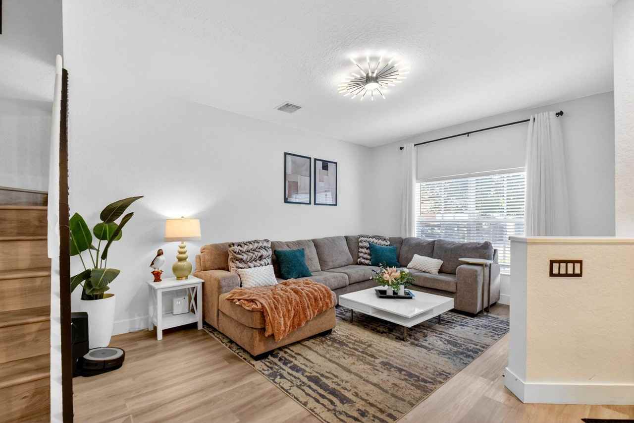 173 Lake Monterey Cir - Photo 7 of 41