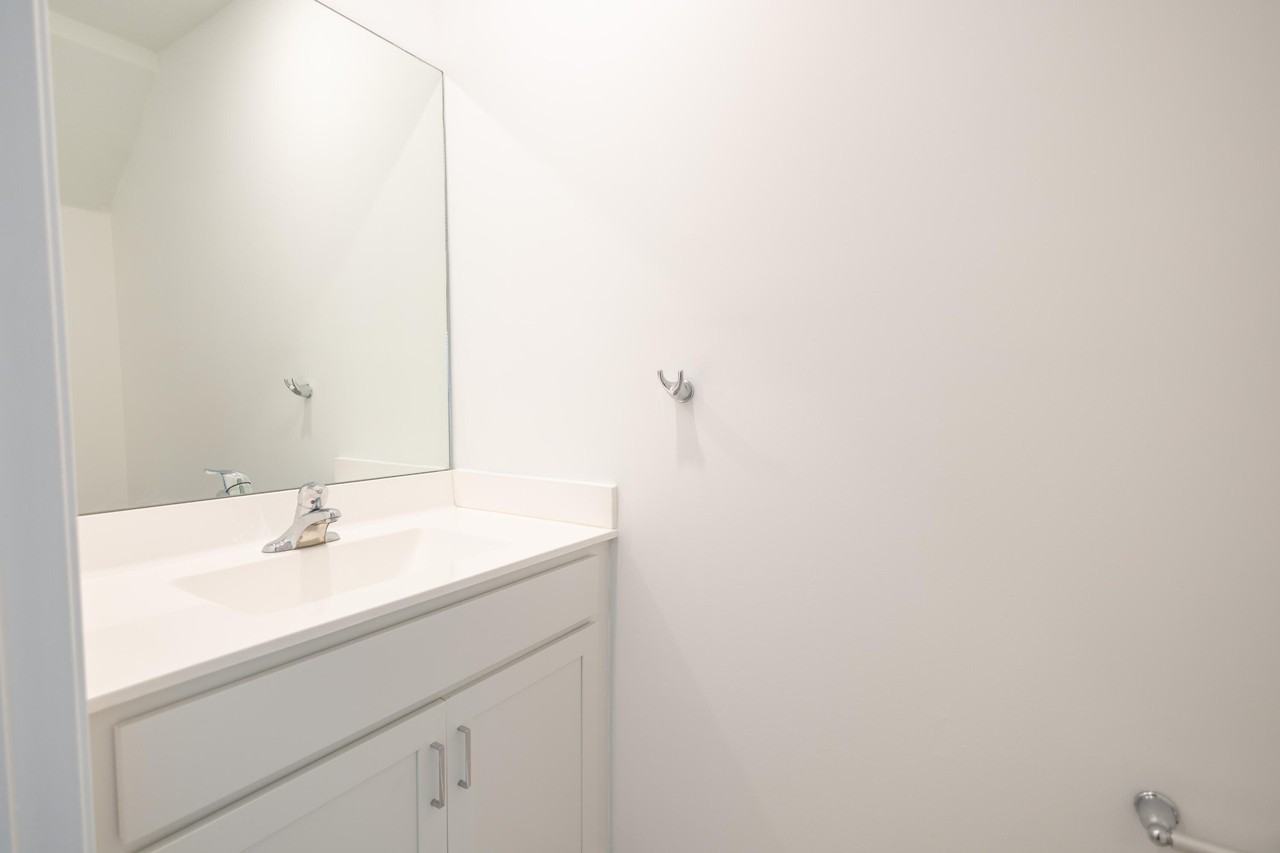 9006 Zevon Ct - Photo 6 of 15