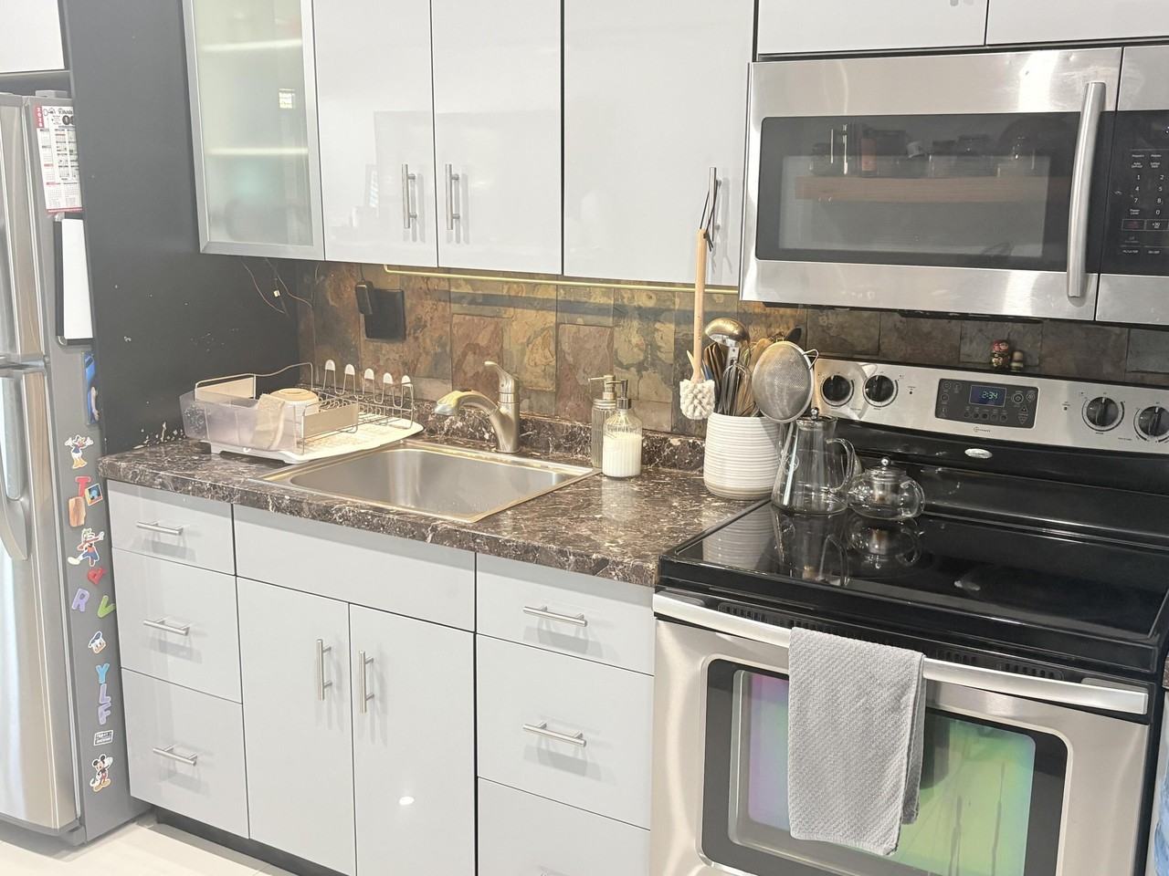 270 Ne 45th St - Photo 6 of 16