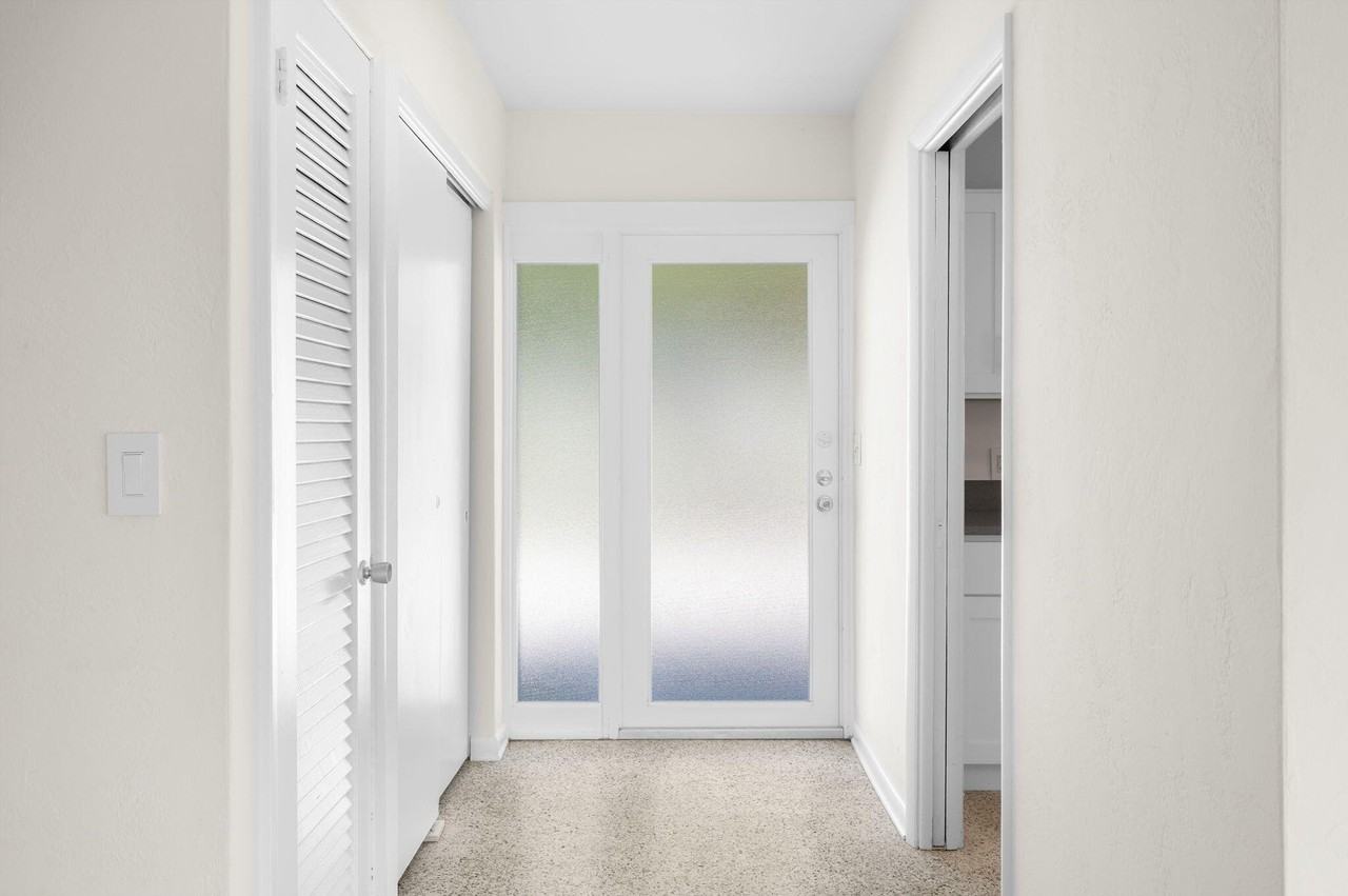 3041 Se Morningside Blvd - Photo 3 of 18