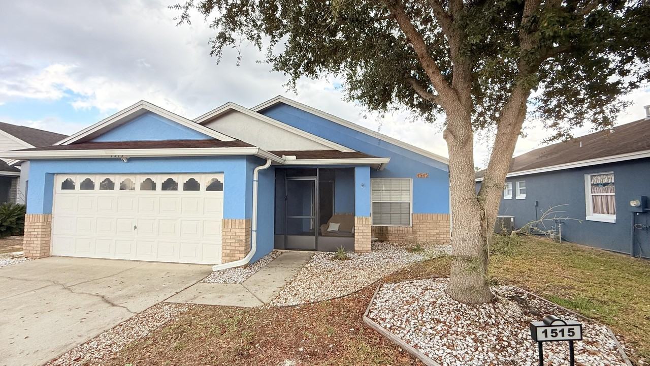 1515 Oak Hill Trl - Photo 2 of 21