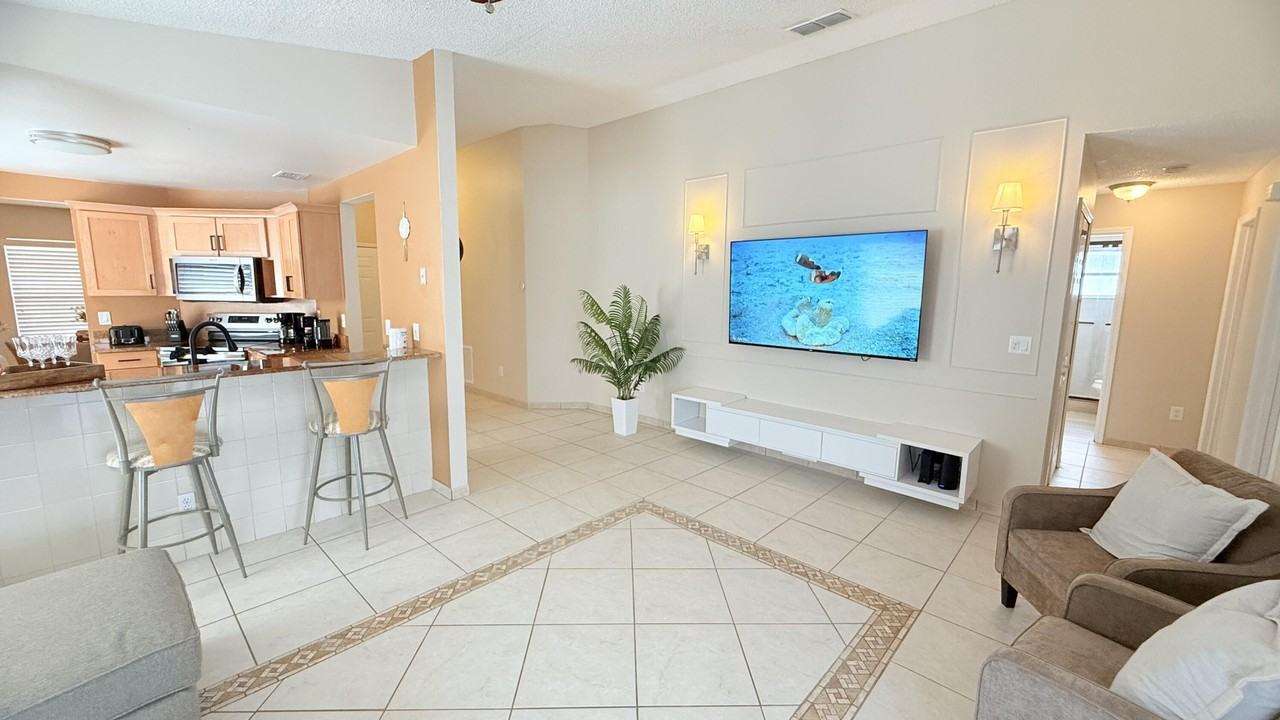 1515 Oak Hill Trl - Photo 5 of 21