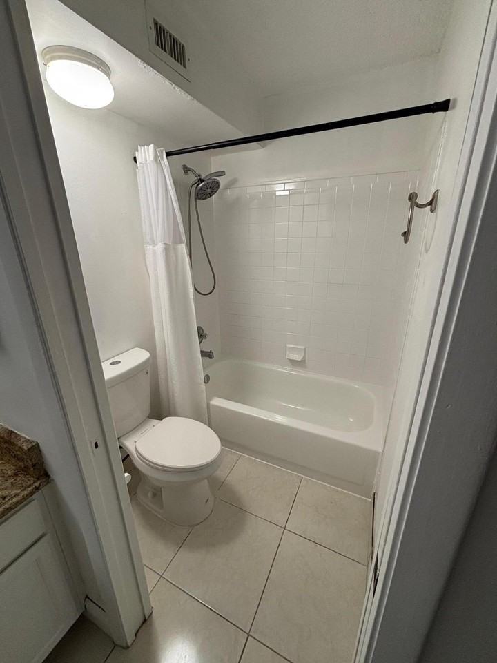 811 Lyons Rd #20203 - Photo 4 of 12