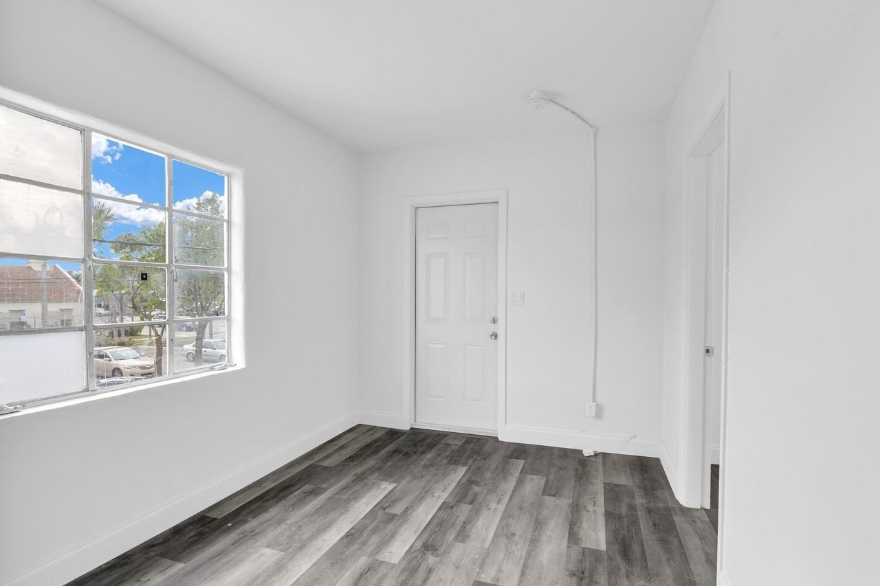 820 N Dixie Hwy #4 - Photo 7 of 28