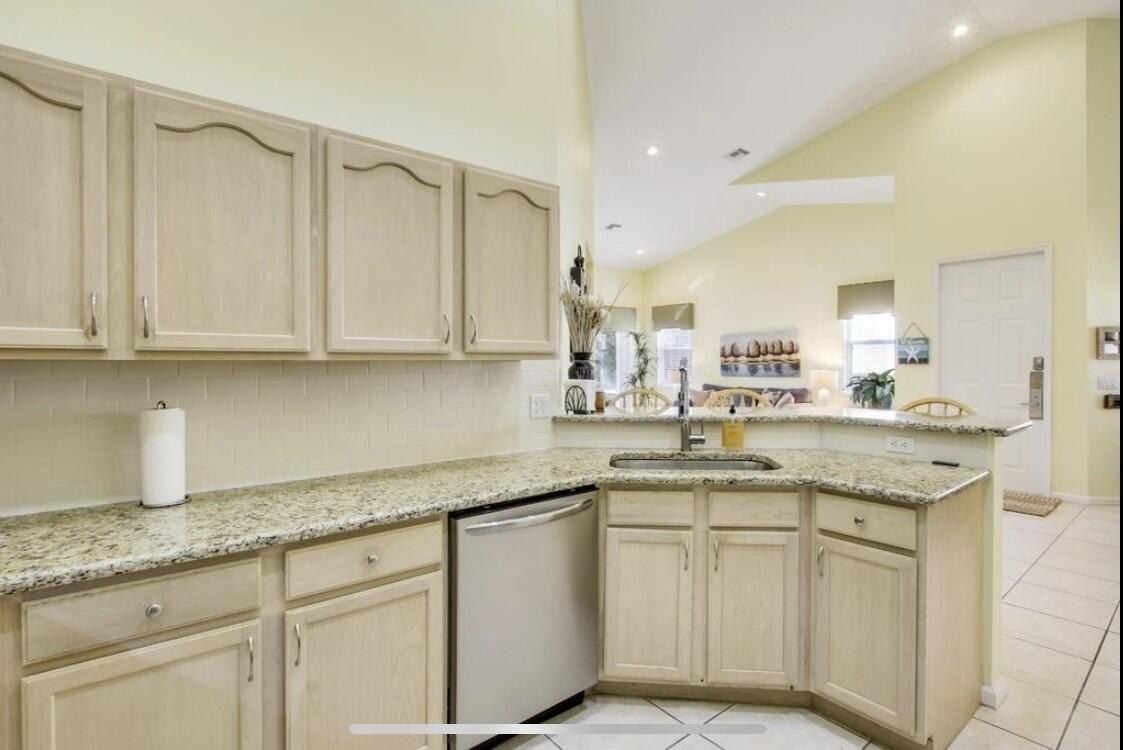 9333 World Cup Way - Photo 6 of 28