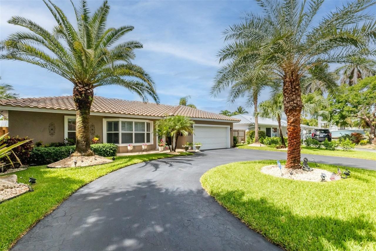 2750 Se 4th St - Photo 5 of 50