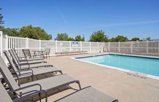 featured image of 75 N Orchard Dr