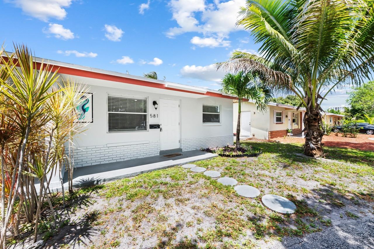 581 Nw 17th Pl - Photo 2 of 15