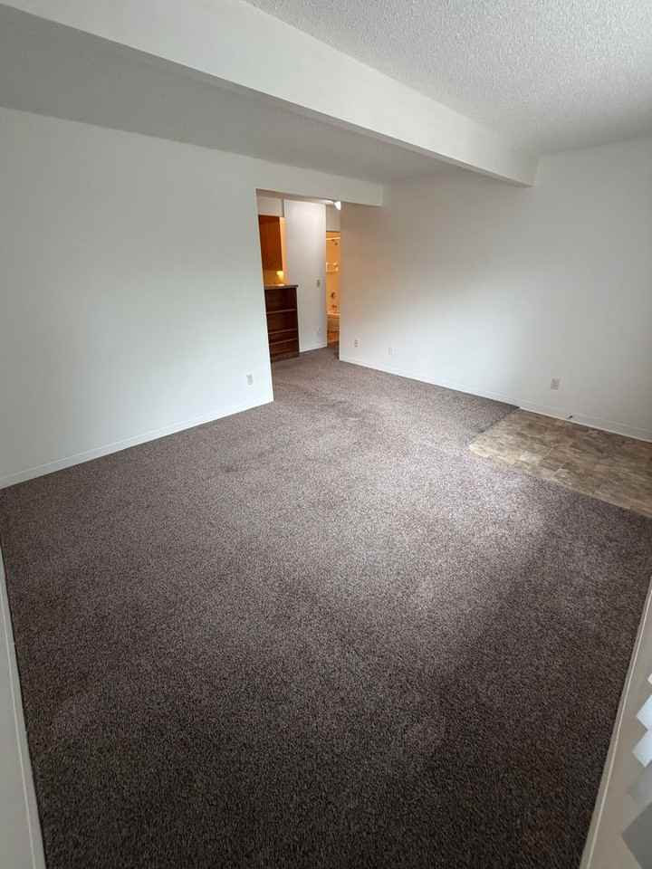 755 Nw 3rd St #19 - Photo 6 of 13