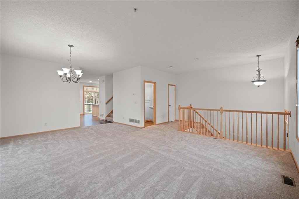 9995 Wildflower Dr - Photo 5 of 50