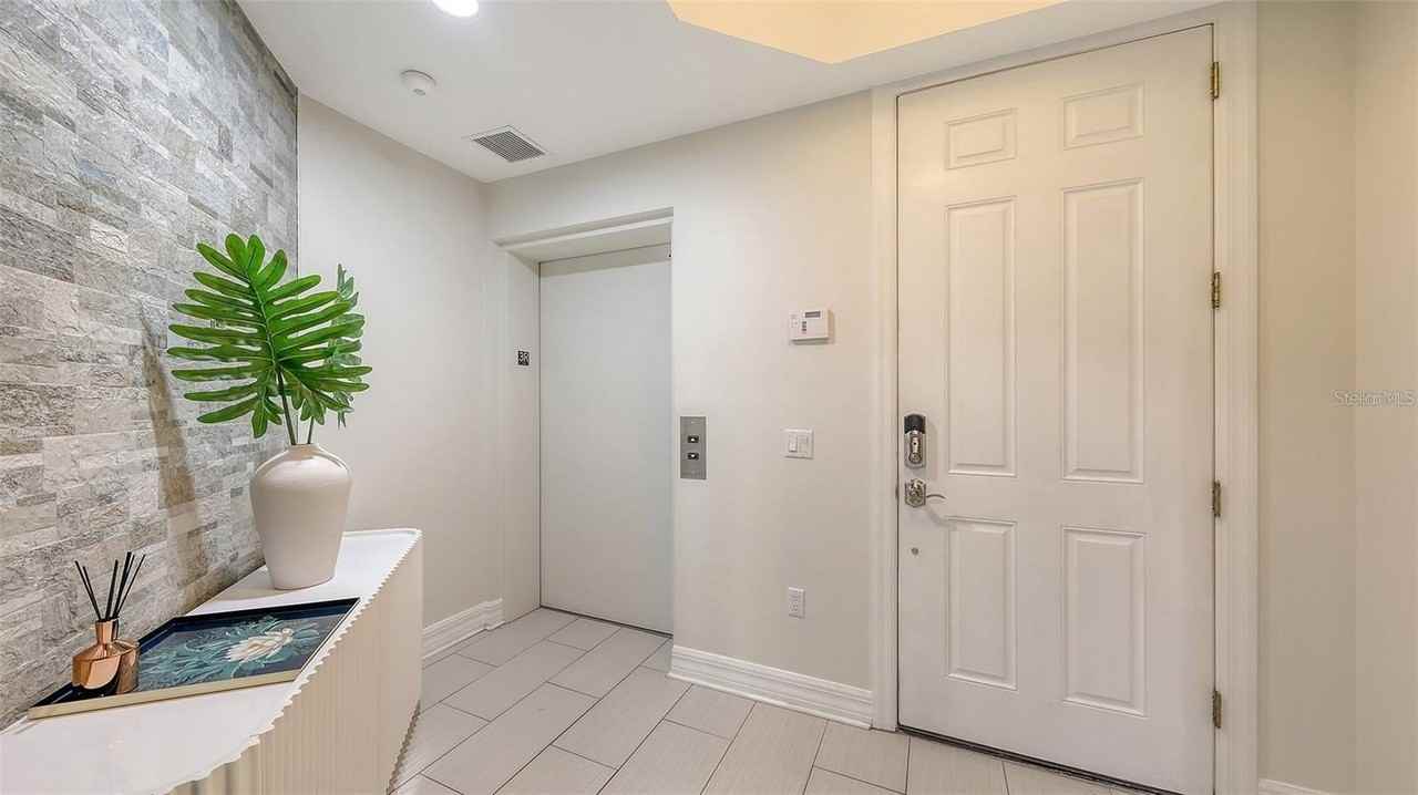 1921 Monte Carlo Dr #302 - Photo 3 of 38